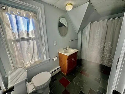 170 Rutherglen Avenue Providence RI 02907