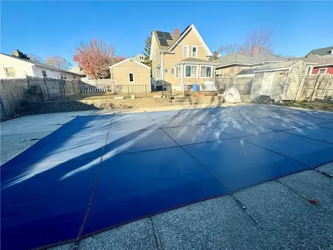 170 Rutherglen Avenue Providence RI 02907