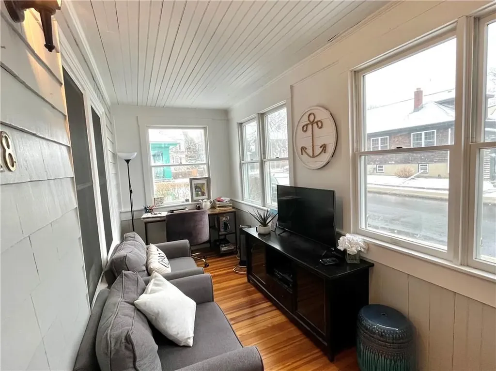 18 Apthorp Avenue Newport RI 02840