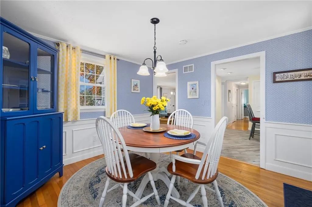 12 Drake Road Warwick RI 02888