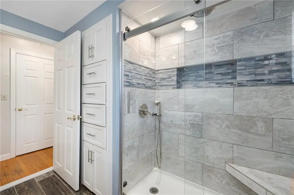 12 Drake Road Warwick RI 02888