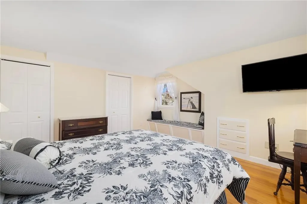12 Drake Road Warwick RI 02888