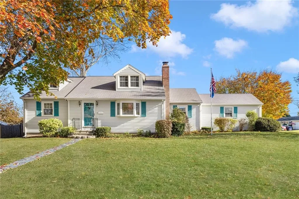 12 Drake Road Warwick RI 02888