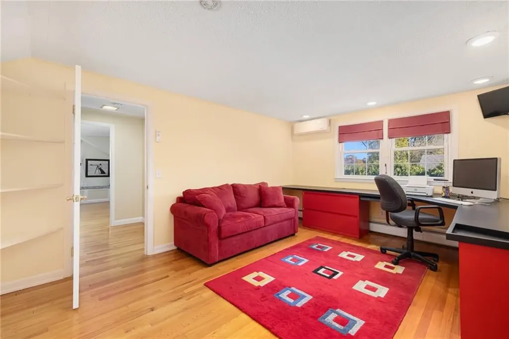 12 Drake Road Warwick RI 02888