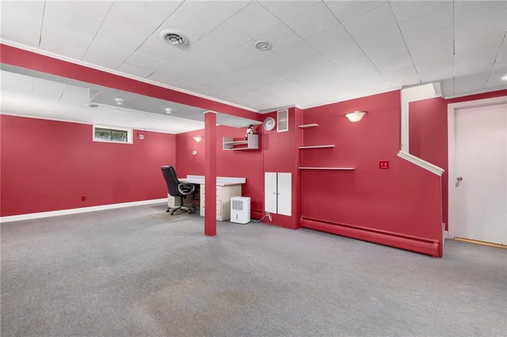 12 Drake Road Warwick RI 02888