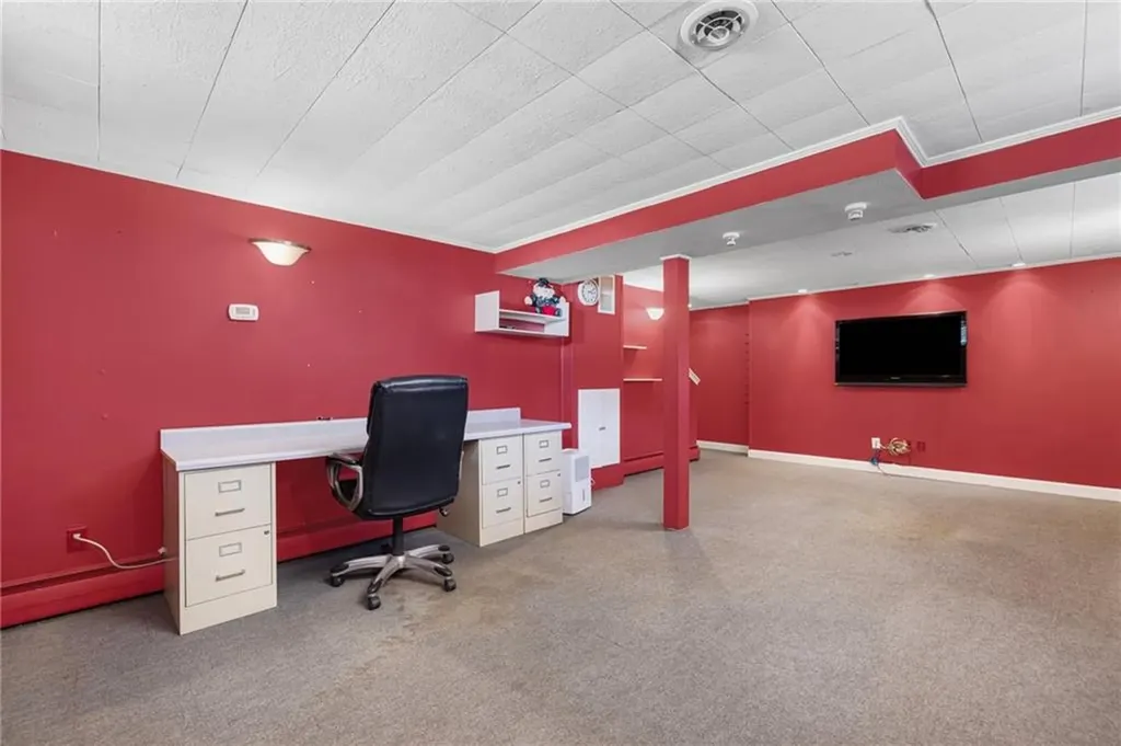 12 Drake Road Warwick RI 02888