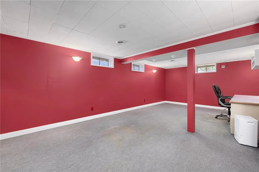 12 Drake Road Warwick RI 02888