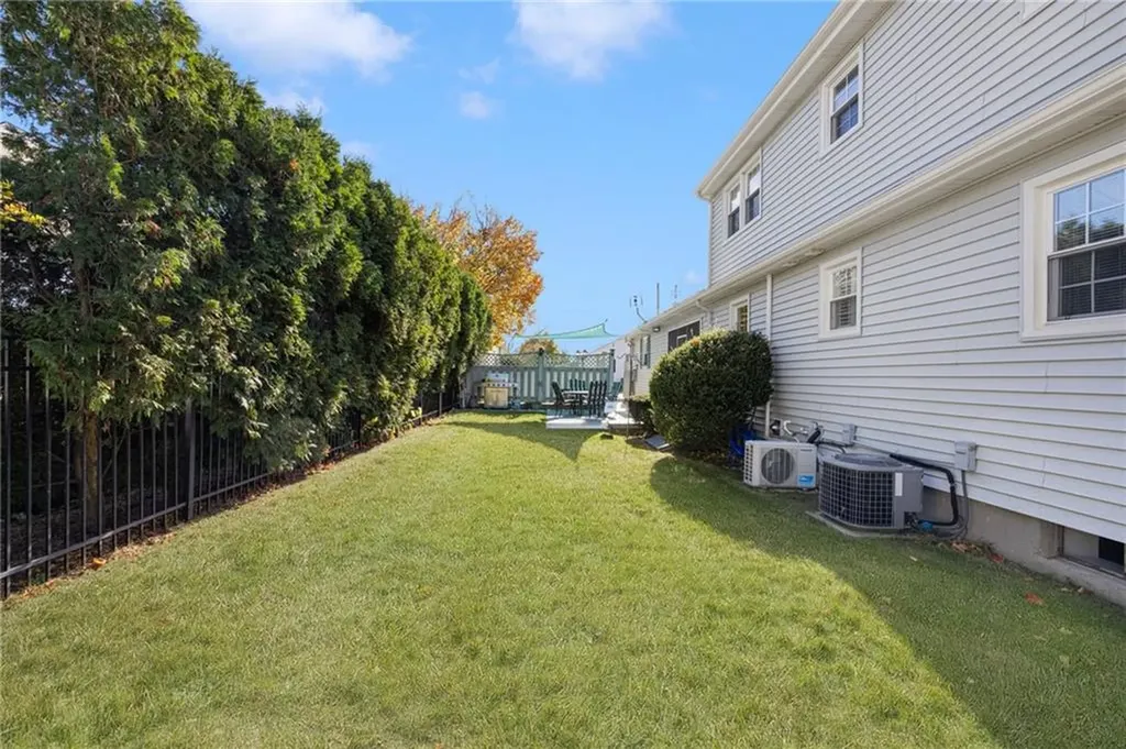 12 Drake Road Warwick RI 02888