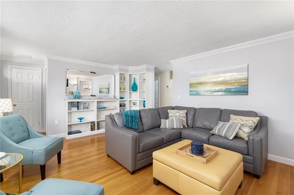 12 Drake Road Warwick RI 02888