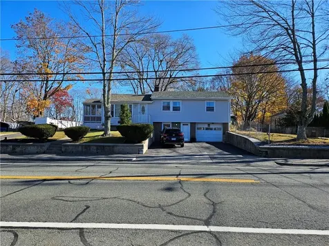 376 Fairview Avenue Coventry RI 02816