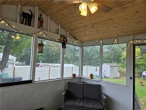 376 Fairview Avenue Coventry RI 02816