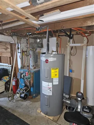 376 Fairview Avenue Coventry RI 02816