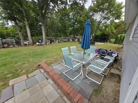 376 Fairview Avenue Coventry RI 02816