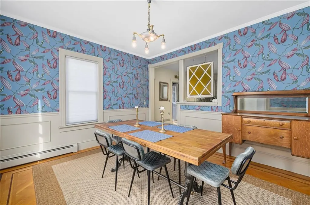 471 Oaklawn Avenue Cranston RI 02920