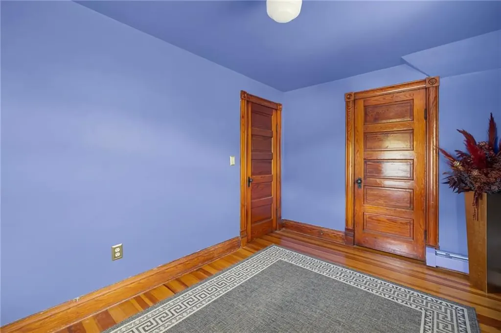 471 Oaklawn Avenue Cranston RI 02920