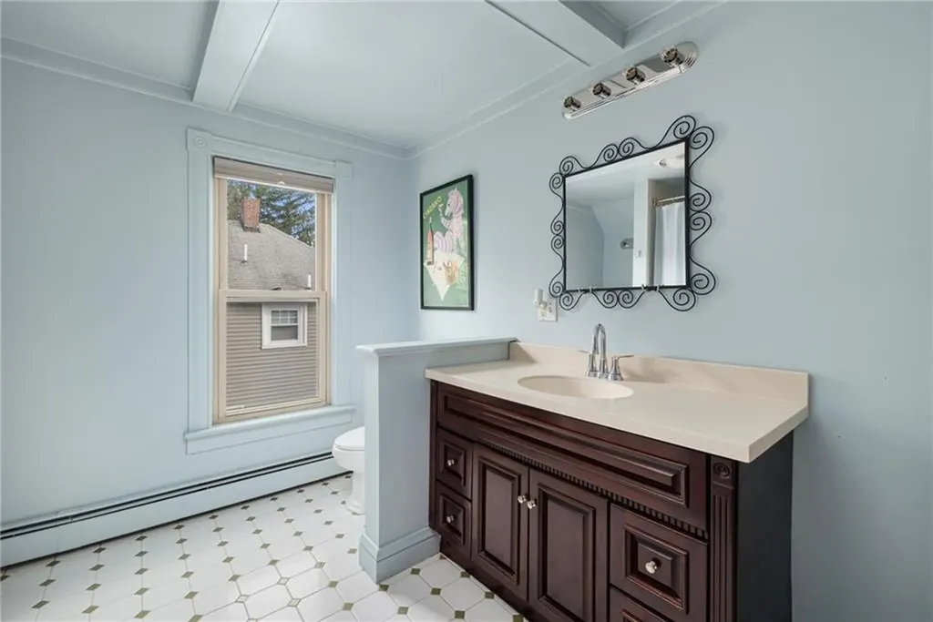 471 Oaklawn Avenue Cranston RI 02920