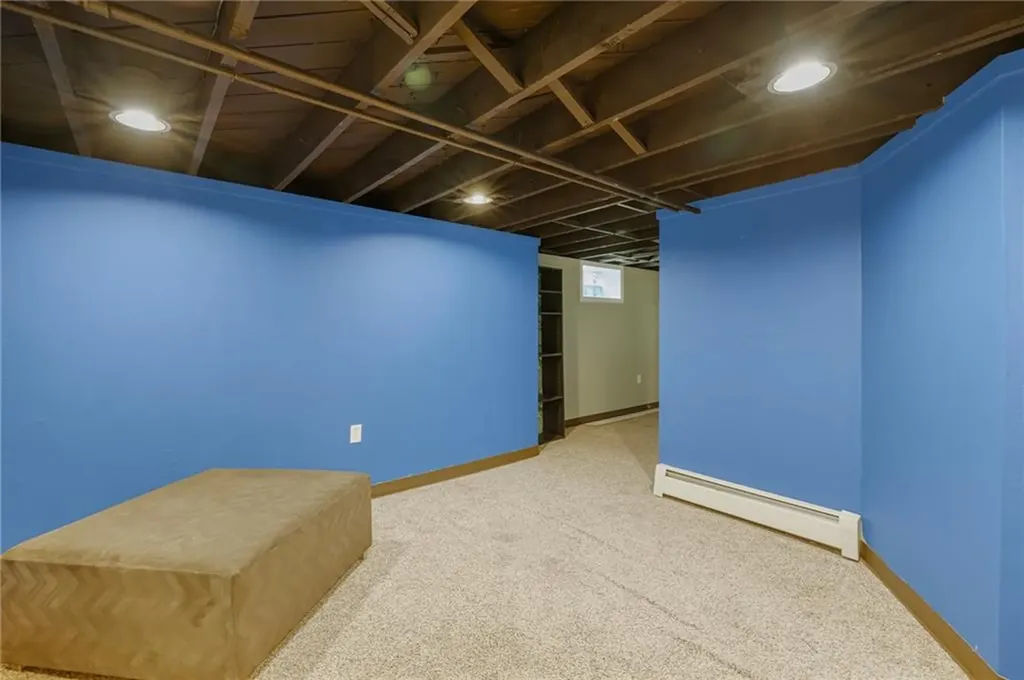 471 Oaklawn Avenue Cranston RI 02920