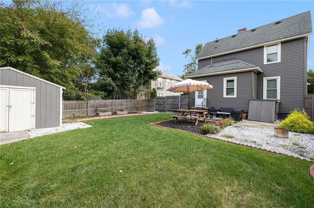 471 Oaklawn Avenue Cranston RI 02920