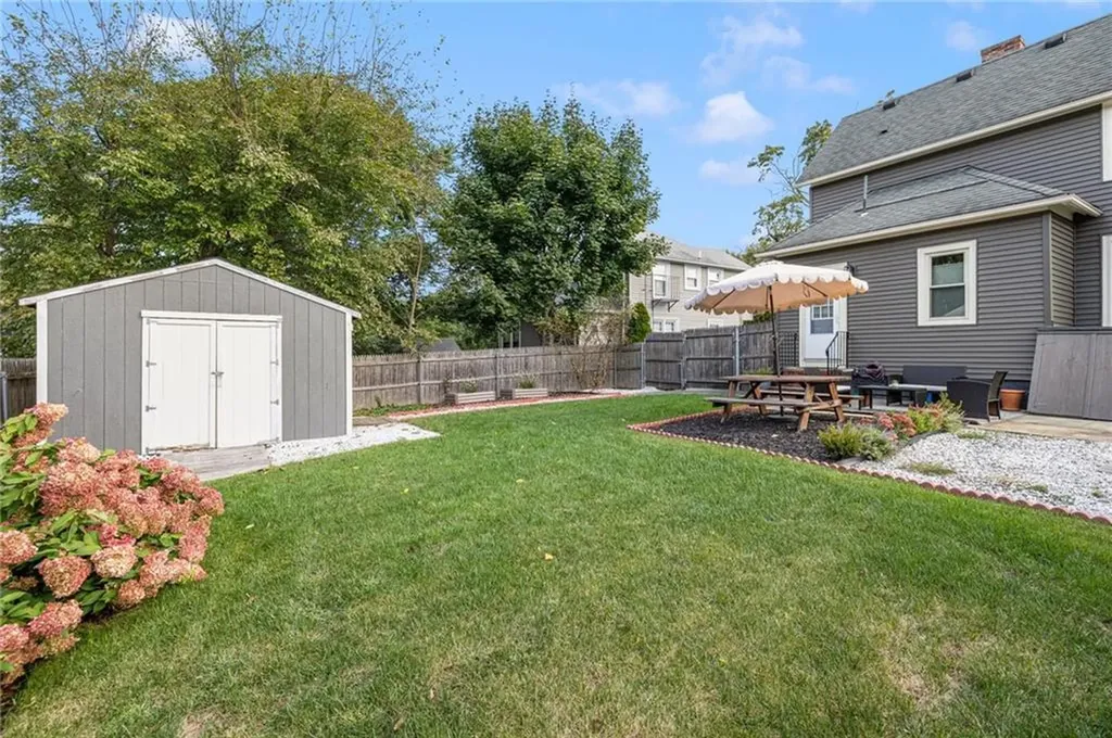 471 Oaklawn Avenue Cranston RI 02920