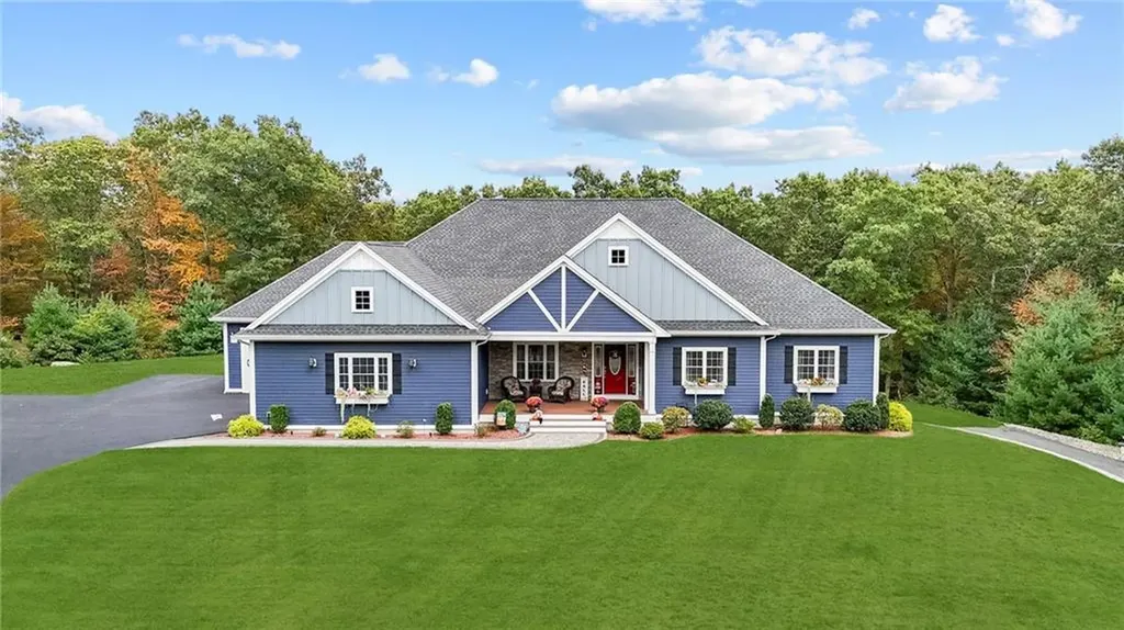 9 Tristan Court Smithfield RI 02917