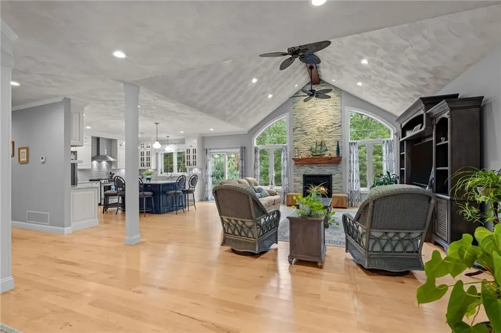 9 Tristan Court Smithfield RI 02917