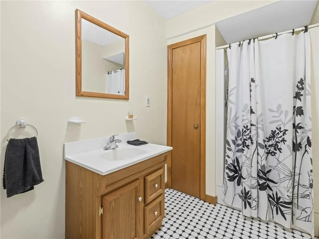 209 East Shore Drive Coventry RI 02816
