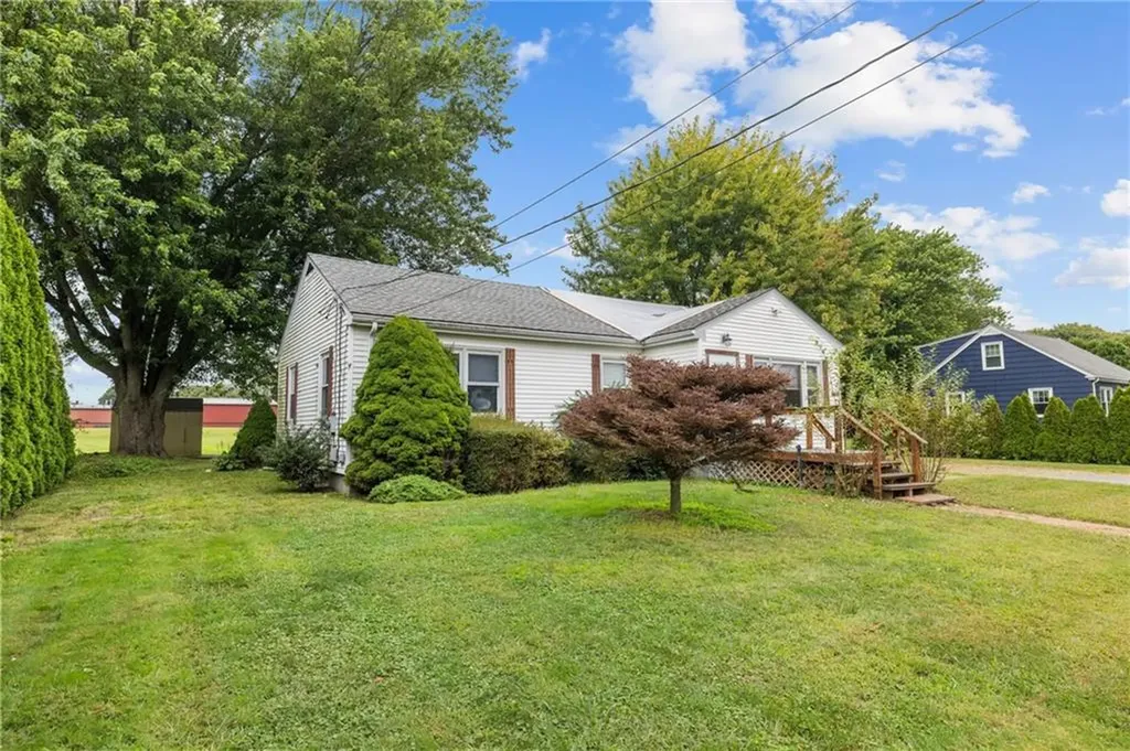 55 Garden Street Portsmouth RI 02871