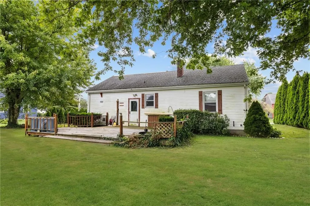 55 Garden Street Portsmouth RI 02871