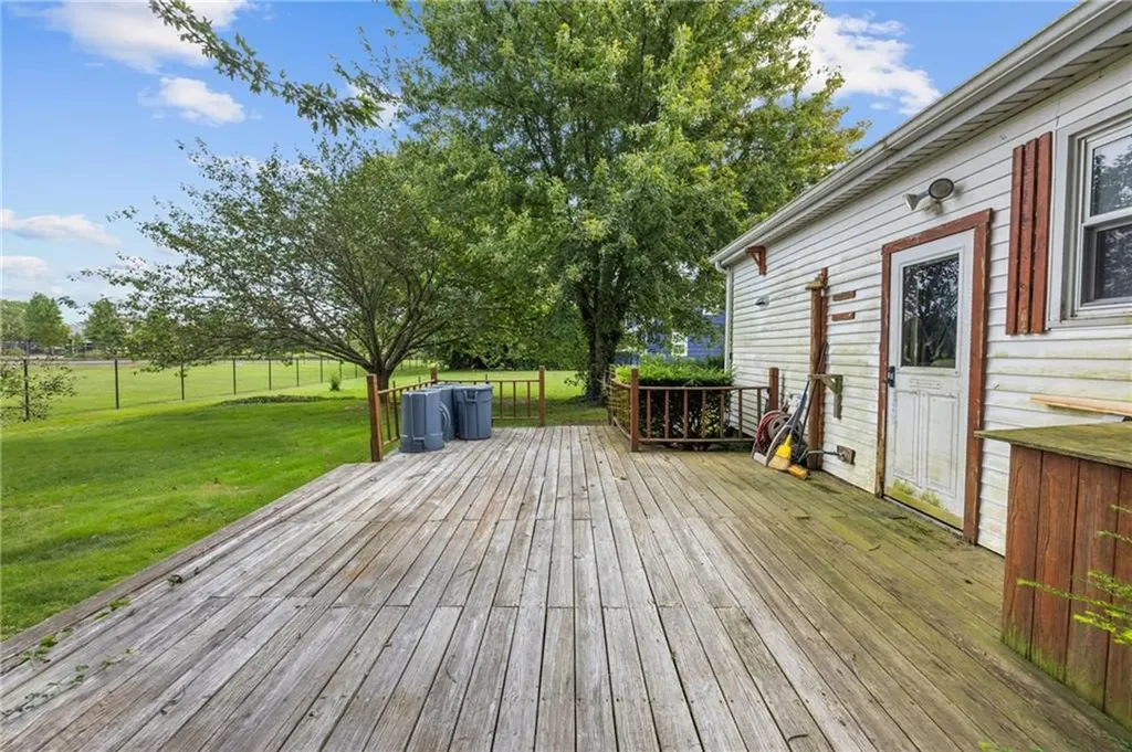 55 Garden Street Portsmouth RI 02871