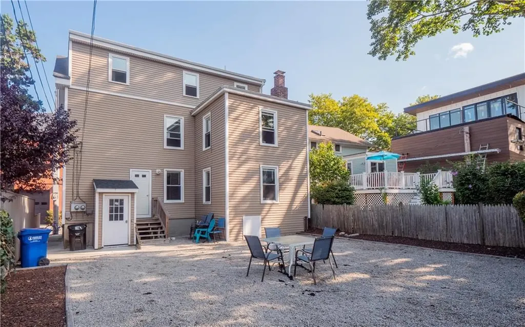 11 Young Street Newport RI 02840