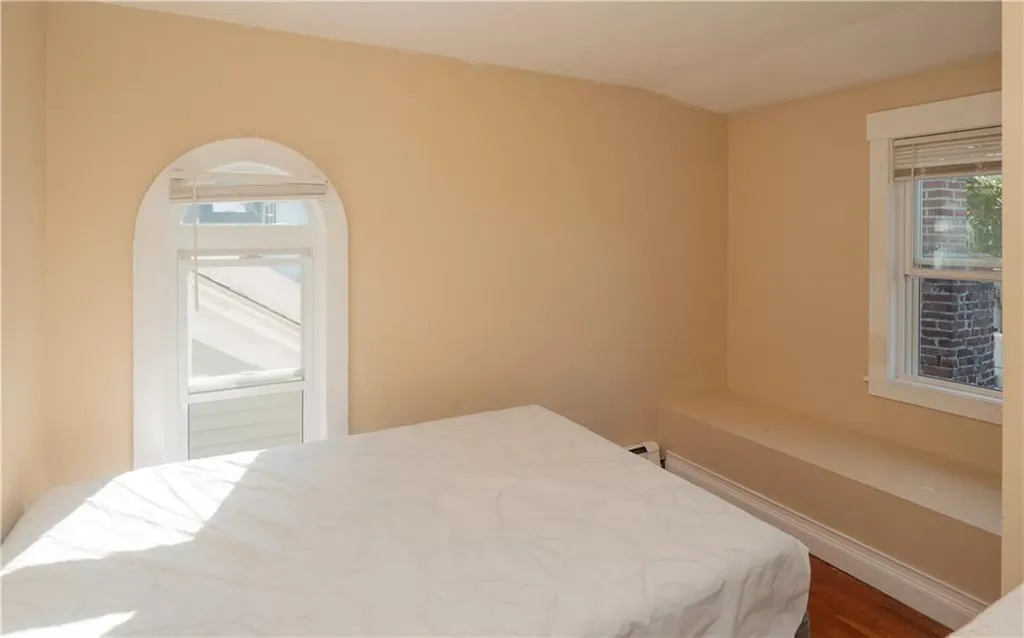 11 Young Street Newport RI 02840