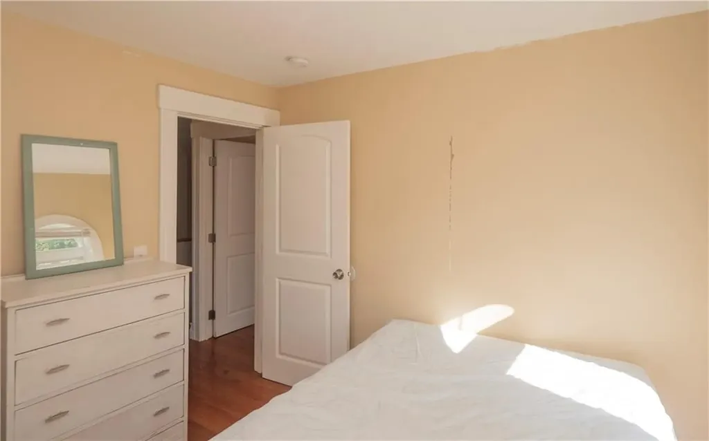 11 Young Street Newport RI 02840