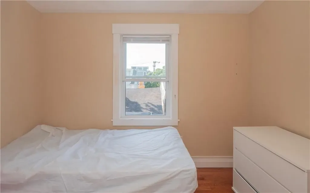 11 Young Street Newport RI 02840