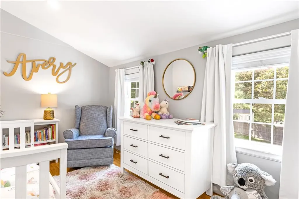 35 Anchorage Way Barrington RI 02806