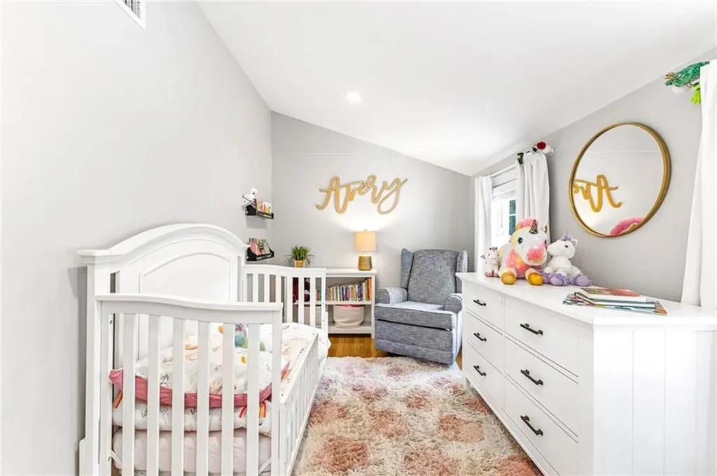 35 Anchorage Way Barrington RI 02806