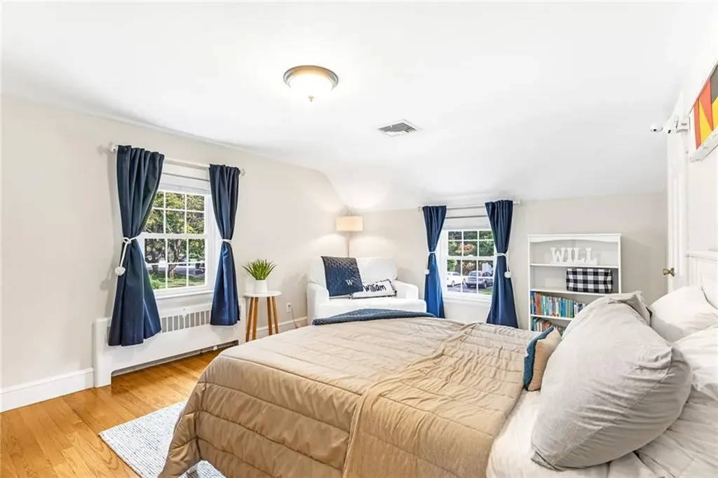 35 Anchorage Way Barrington RI 02806
