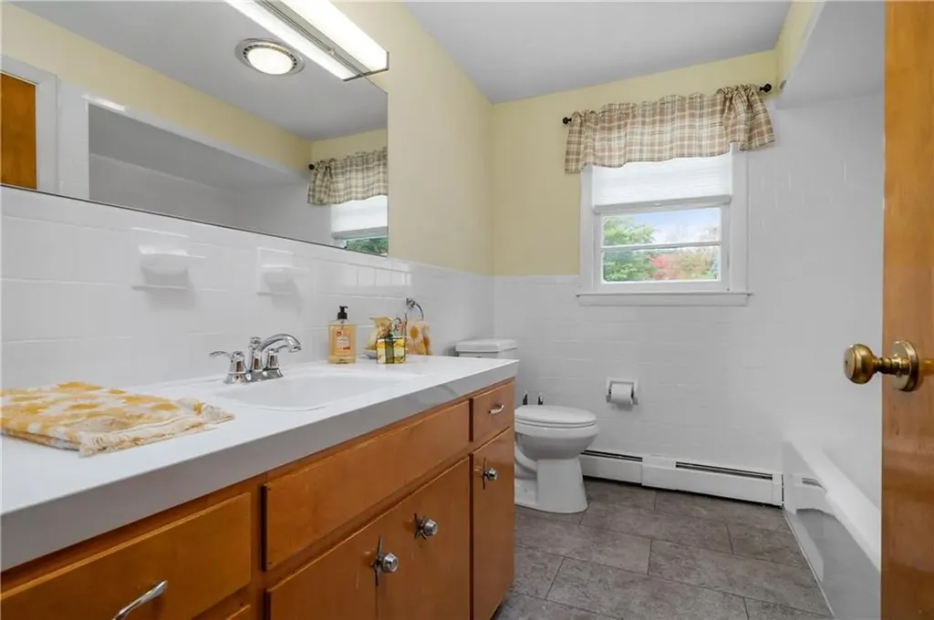 5 Potter Avenue Smithfield RI 02917