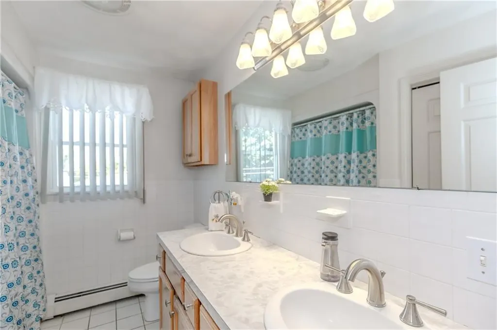 23 Horace Street Providence RI 02909