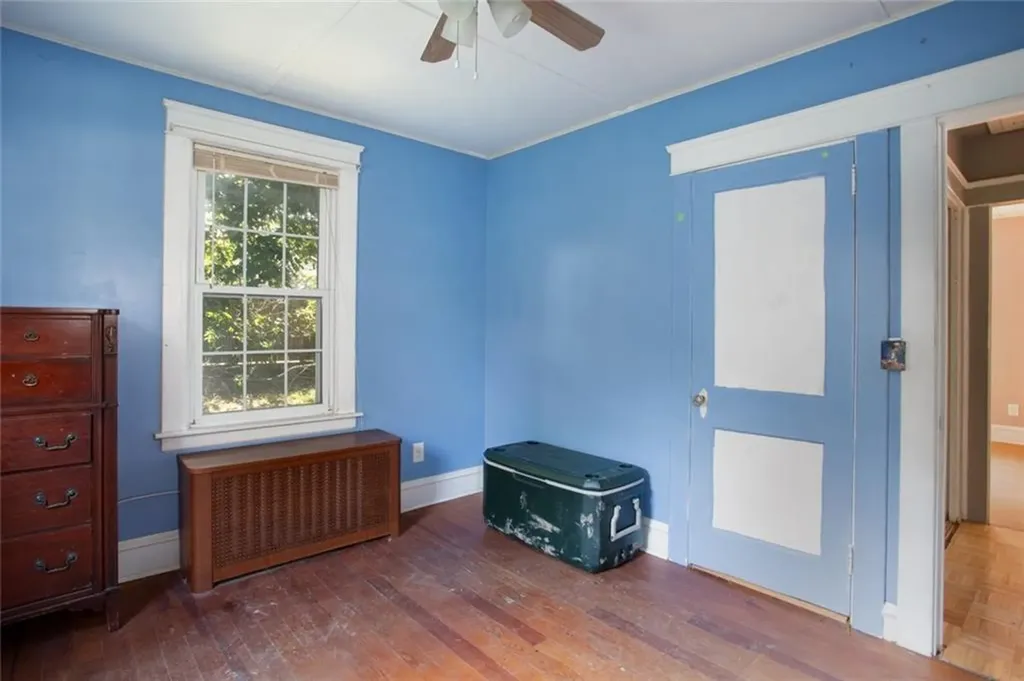 61 Haskins Avenue Tiverton RI 02878