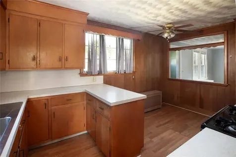 61 Haskins Avenue Tiverton RI 02878