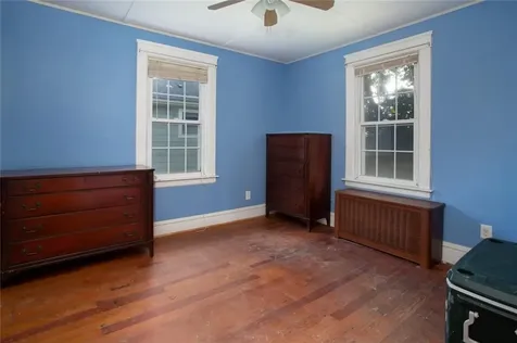 61 Haskins Avenue Tiverton RI 02878