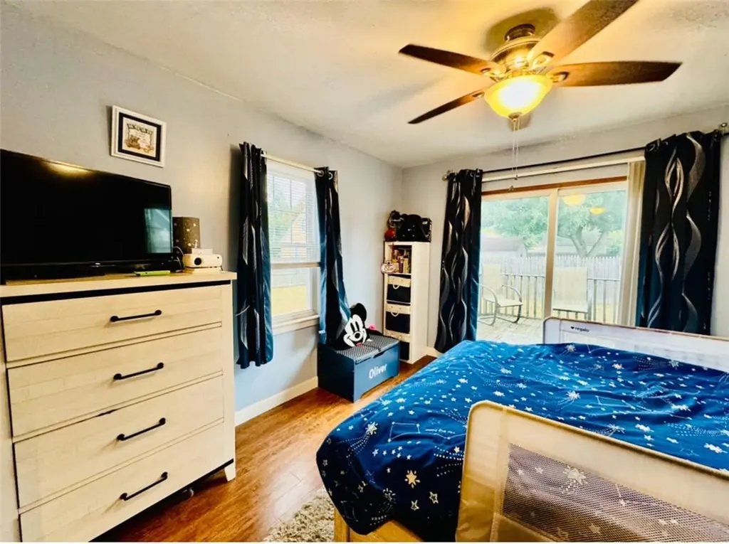 37 Invernia Road Cranston RI 02920