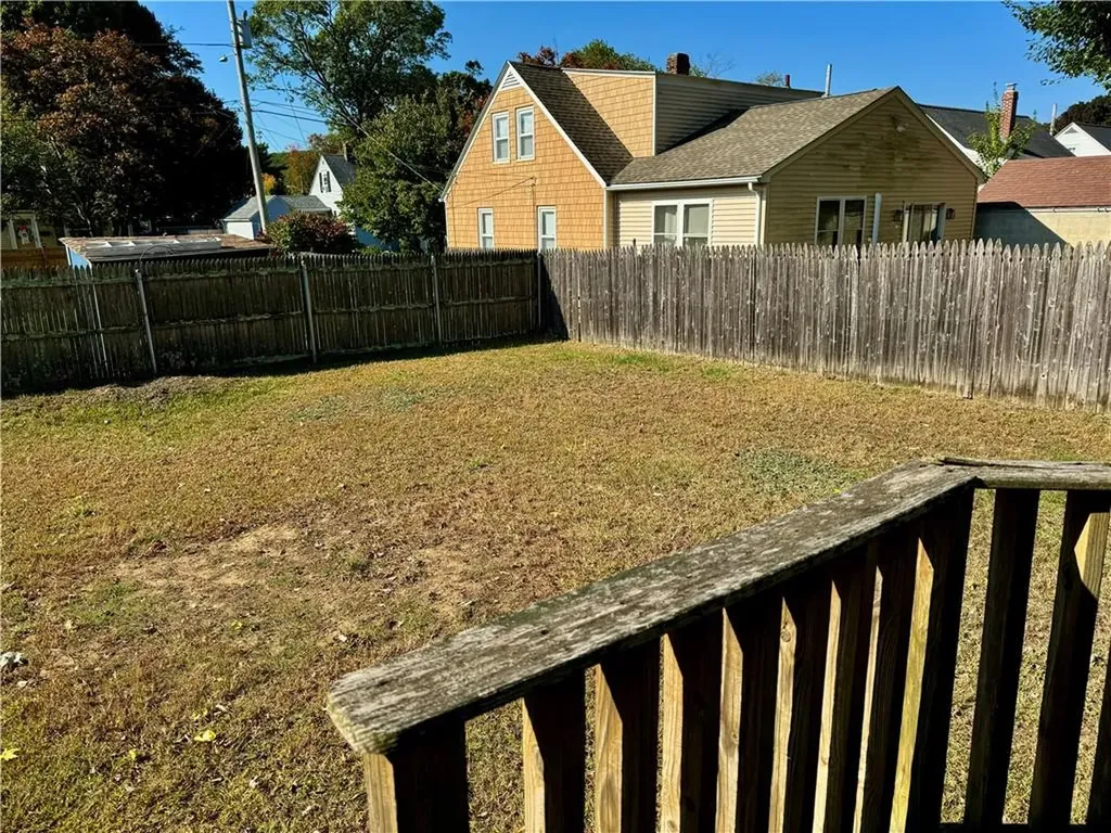 37 Invernia Road Cranston RI 02920