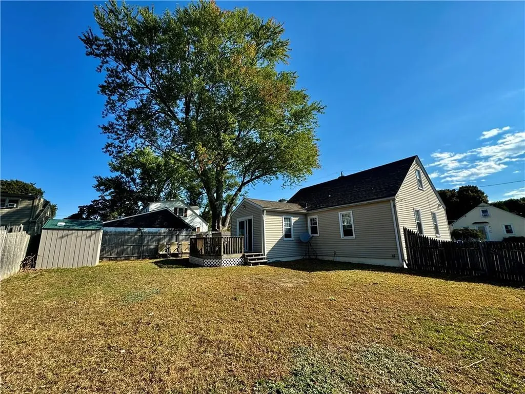 37 Invernia Road Cranston RI 02920