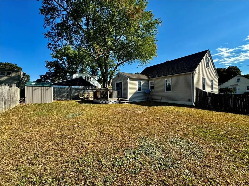 37 Invernia Road Cranston RI 02920