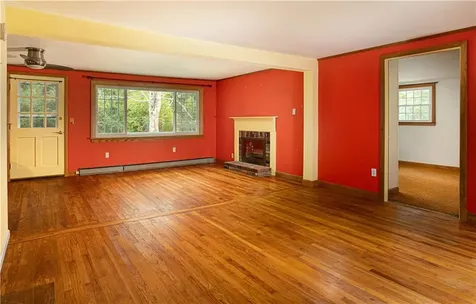 247 Quaker Lane Scituate RI 02857