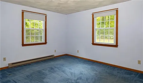 247 Quaker Lane Scituate RI 02857