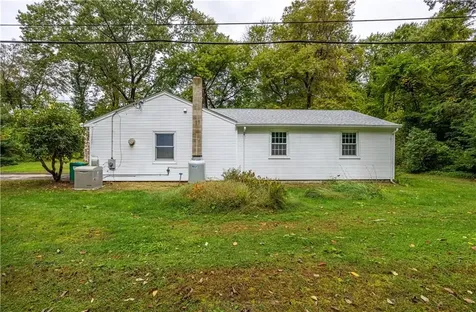 247 Quaker Lane Scituate RI 02857