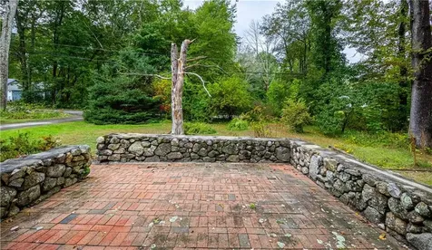 247 Quaker Lane Scituate RI 02857