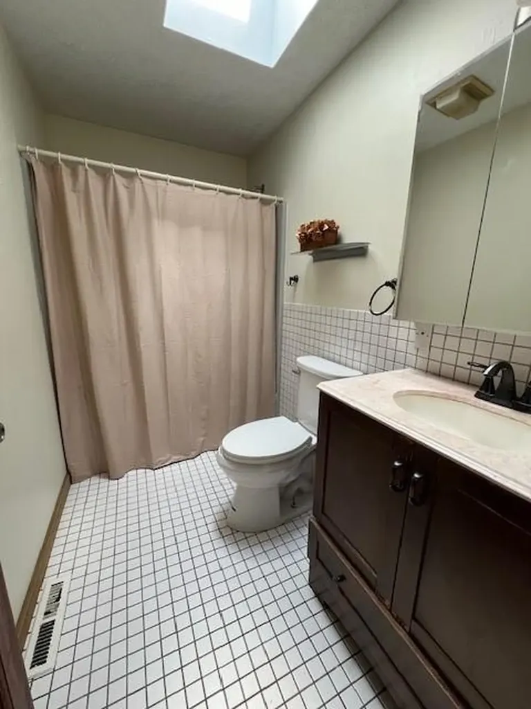 15 Eastgate Drive Coventry RI 02816